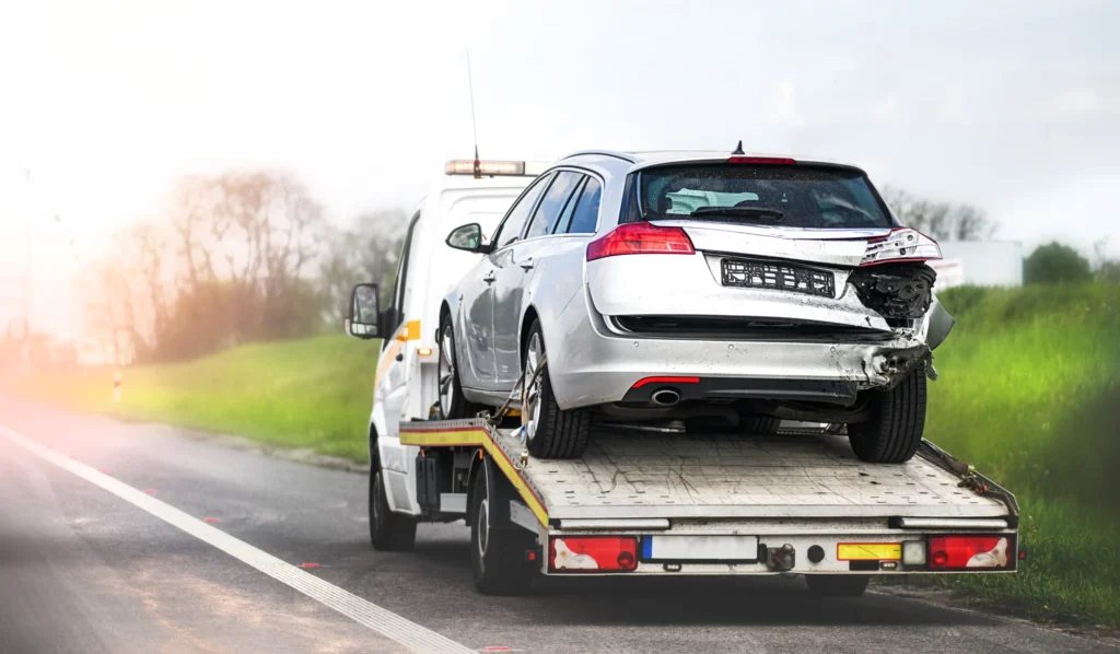 Why Local Vehicle Recovery Is Better Than National Chains